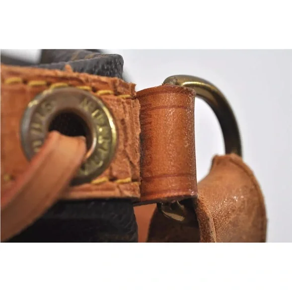 Authentic Louis Vuitton
Monogram Petit Noe M42226
Shoulder Drawstring Bag - Picture 11 of 14